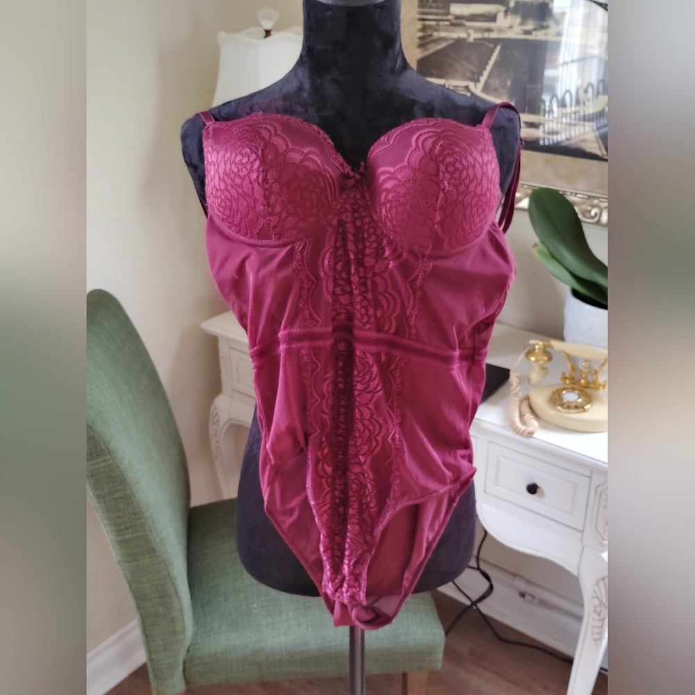 Elegant Lace Bodysuit in Rich Burgundy